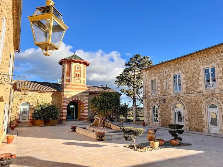 Domaine Mas Begon Villa Aigues-Vives  Exteriör bild