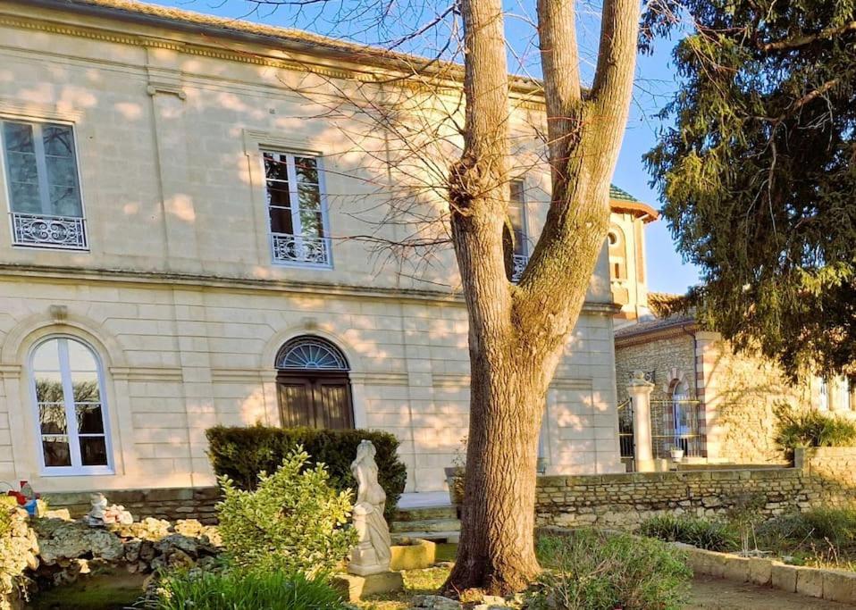 Domaine Mas Begon Villa Aigues-Vives  Exteriör bild