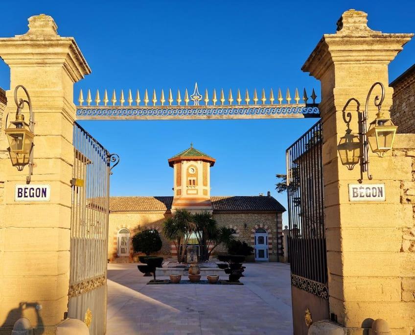 Domaine Mas Begon Villa Aigues-Vives  Exteriör bild